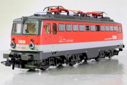 OCCASIONE SCONTO 25% - ROCO HO - art. 73611 OBB Locomotiva elettrica 1142 684-8, delle Ferrovie federali austriache - Epoca VI - SOUND